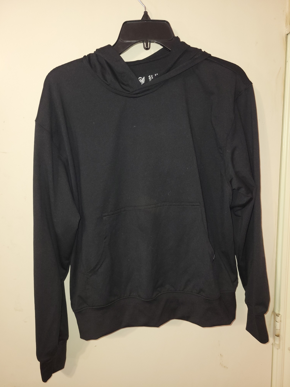 Men's Black Hooded Sweatshirt with Kangaroo Pocket